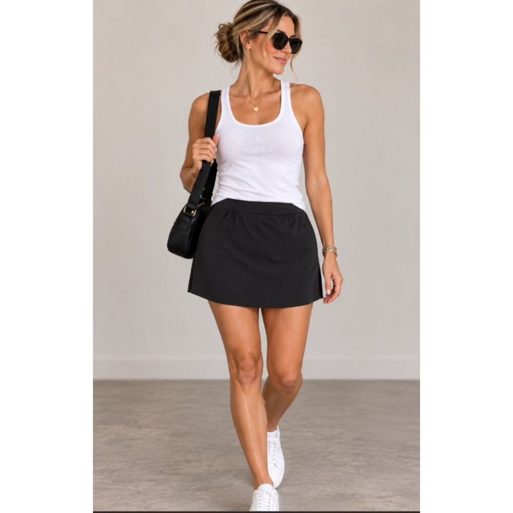Spanx Get Moving Black Active Skort Inner Shorts Skirt Pocket Size L Ret $98